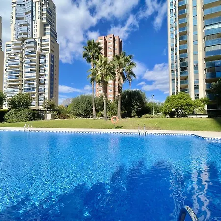 Kronos 19 Deluxe Golden Horizon Apartman Benidorm