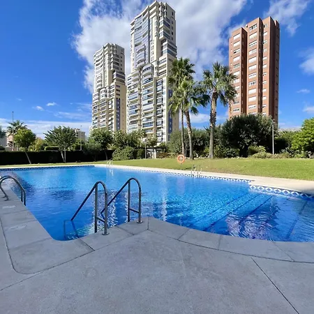 Kronos 19 Deluxe Golden Horizon Apartman *