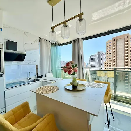 Kronos 19 Deluxe Golden Horizon Benidorm