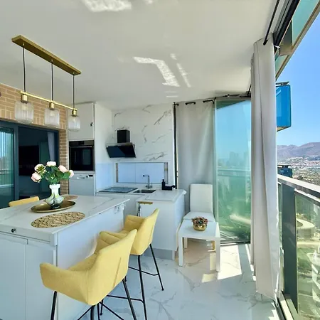 Kronos 19 Deluxe Golden Horizon * Benidorm