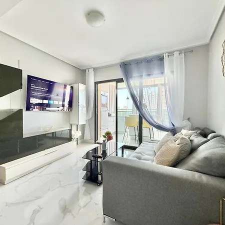 Kronos 19 Deluxe Golden Horizon Apartmán